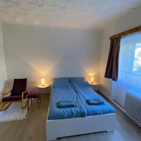 Apartman Prostorny Litomysl, Blizko Centra, S Parkovanim Lány